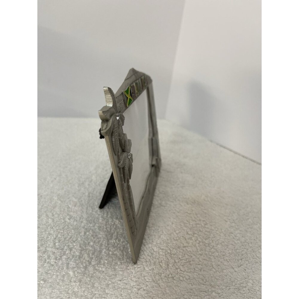 Jamaica Metal Souvenir Photo Frame 5” X 7”3-D Palm Tree Chic Glass